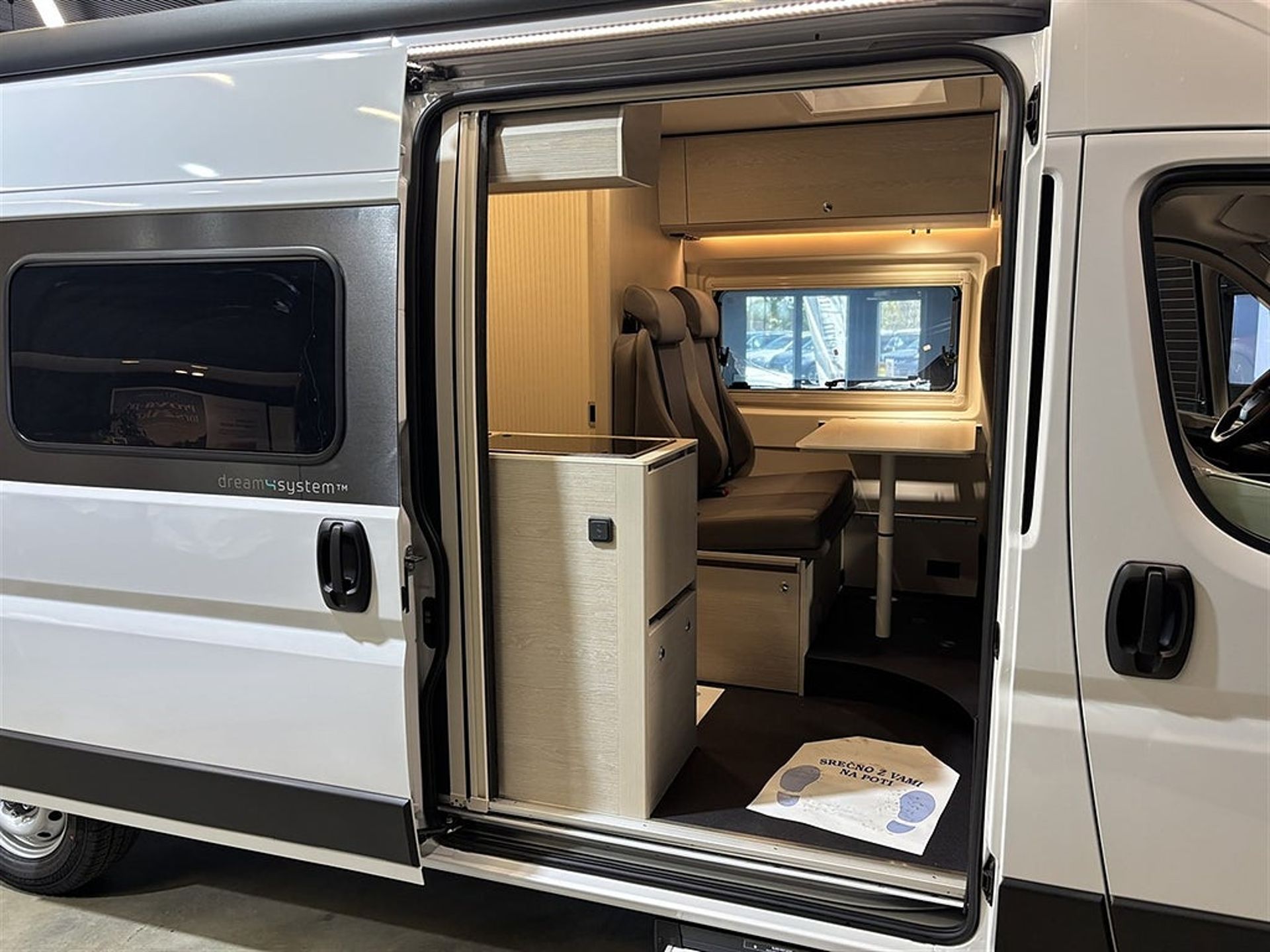 Tourne Mobil Tourne 2.2 BlueHDi 2025, kuva 7/24
