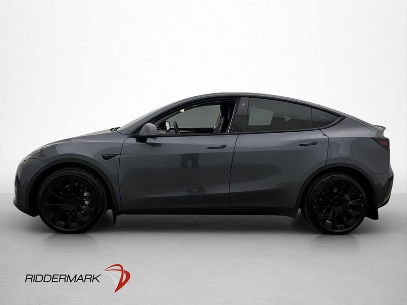 Bild 5 av Tesla Model Y Long Range AWD Rattvärme Dragkrok Svensksåld