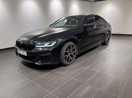BMW 545e xDrive Sedan