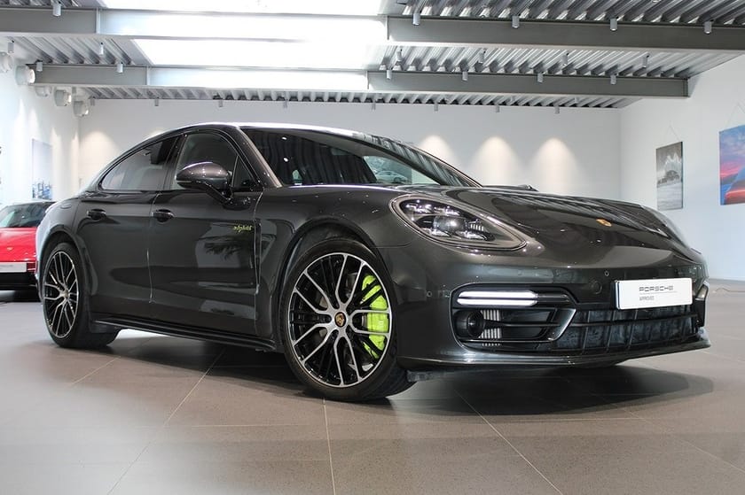 Bild 1 av Porsche Panamera 4 E-Hybrid PLATINUM EDIT
