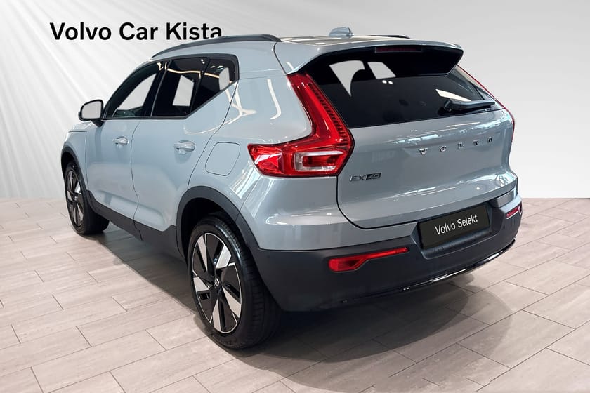 Bild 4 av Volvo EX40 Single Motor Extended Range R Core Carplay 360Kamera