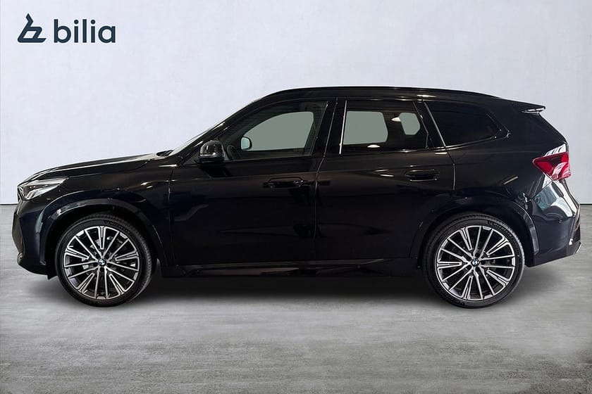 Bild 3 av BMW iX1 eDrive20 | M Sport Active Edition | Drag | DAP | 20"