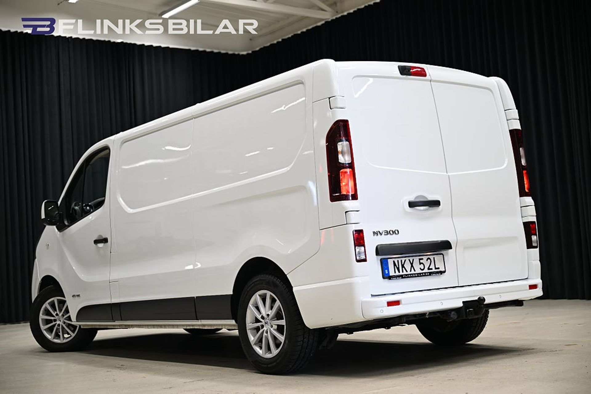 Nissan NV300 145HK L2 Automat 2021, kuva 3/25