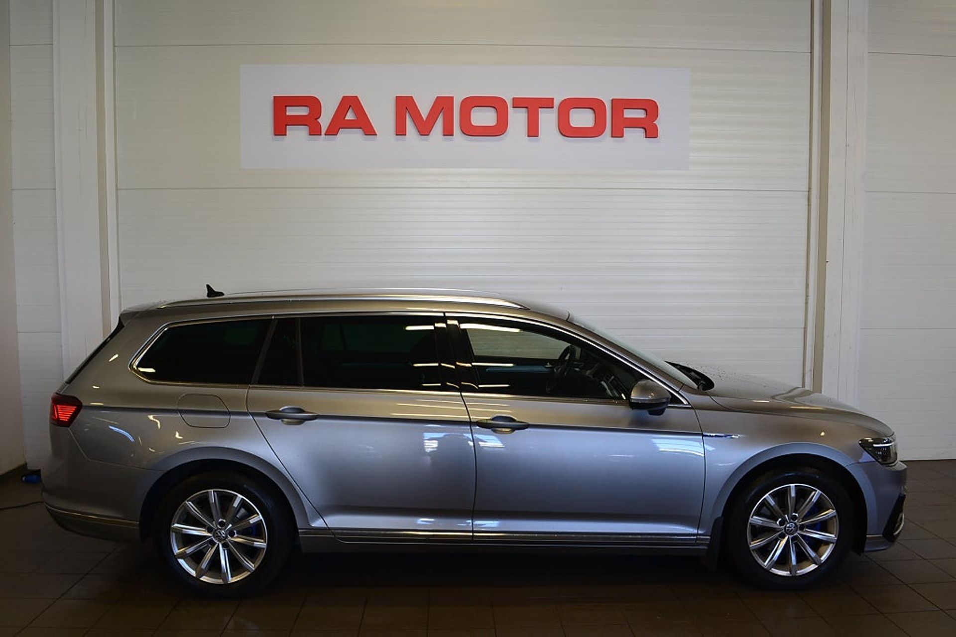 Volkswagen Passat 2020, bild 4/10