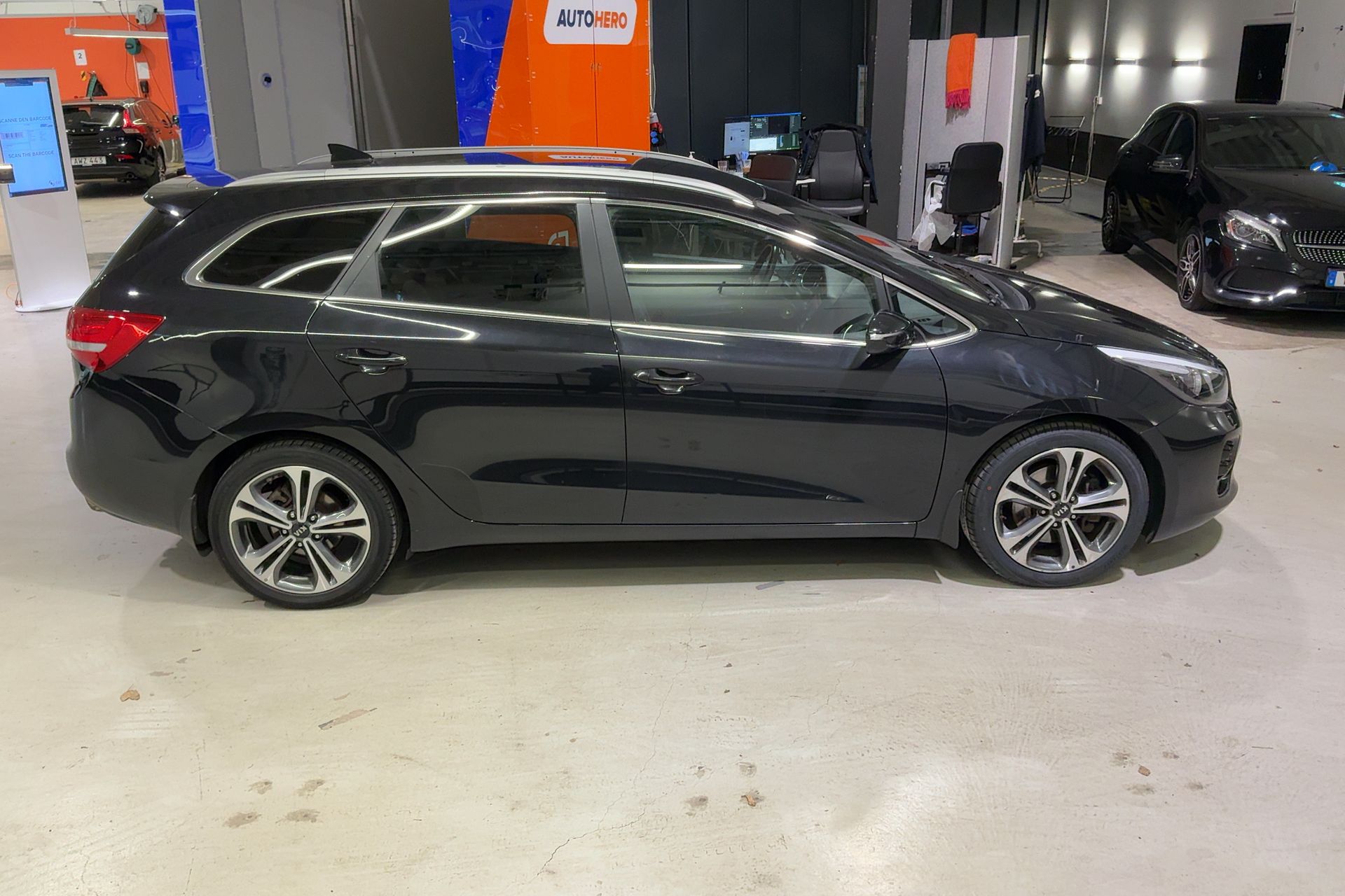 Kia Ceed 1.6 CRDi GT-Line 2017, photo 7/10
