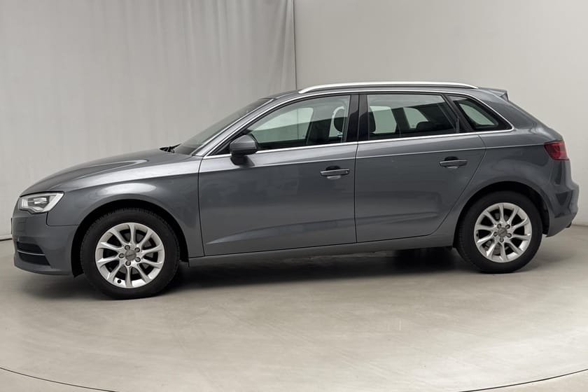 Bild 2 av Audi A3 Sportback 1.6 TDI SB quattro 110hk Drag Motorvärmare