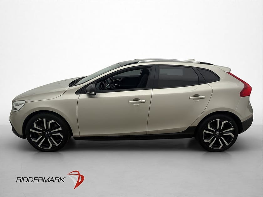 Bild 4 av Volvo V40 Cross Country D2 120hk Pano Värmare Adaptiv Drag