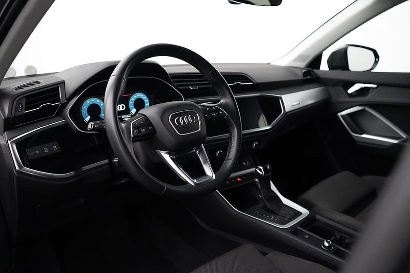 Bild 5 av Audi Q3 35 TFSI / 150hk / CarPlay / LED / PDC
