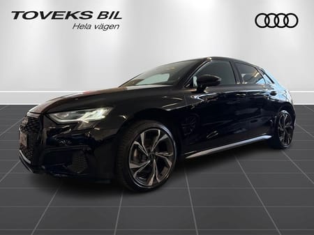 Audi A3 Sportback 35 TFSI 1,5 150hk 18" 	Bang & Olufsen