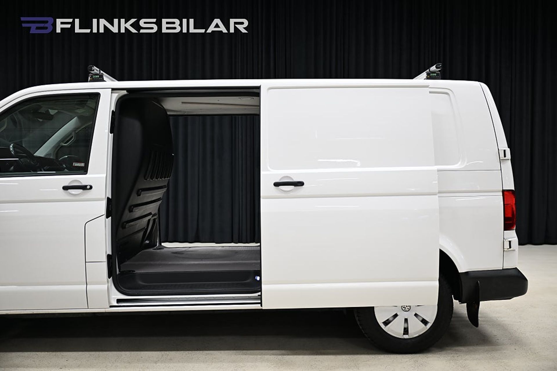 Volkswagen Transporter DSG 150HK L2 2021, bild 6/28