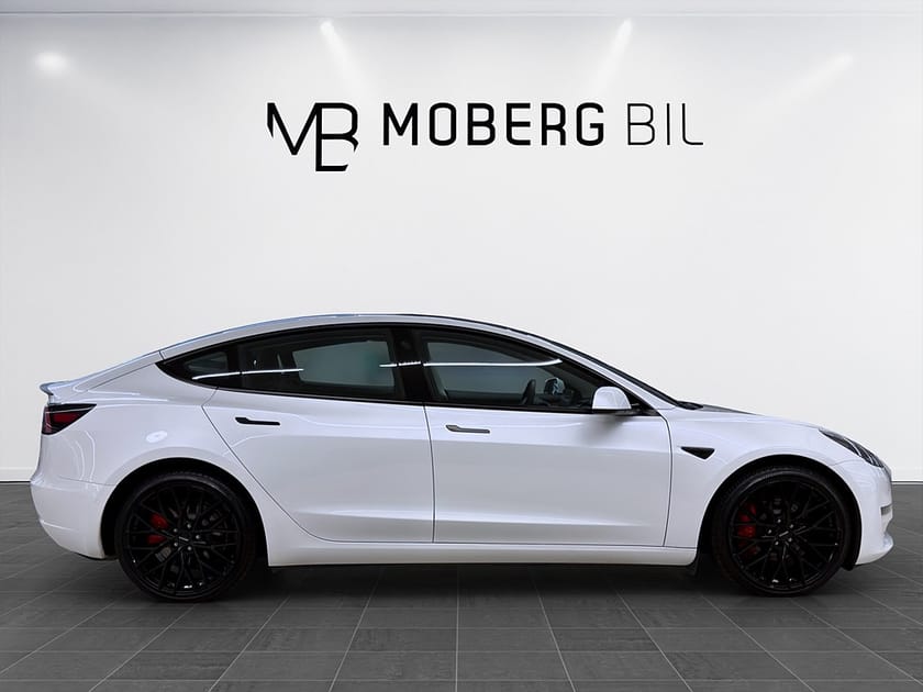 Bild 4 av Tesla Model 3 Performance 513hk Pano B-Kamera Läder