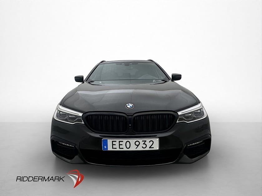 Bild 2 av BMW 530i xDrive Touring M-Sport Pano H/K HuD Drag 360°  Navi