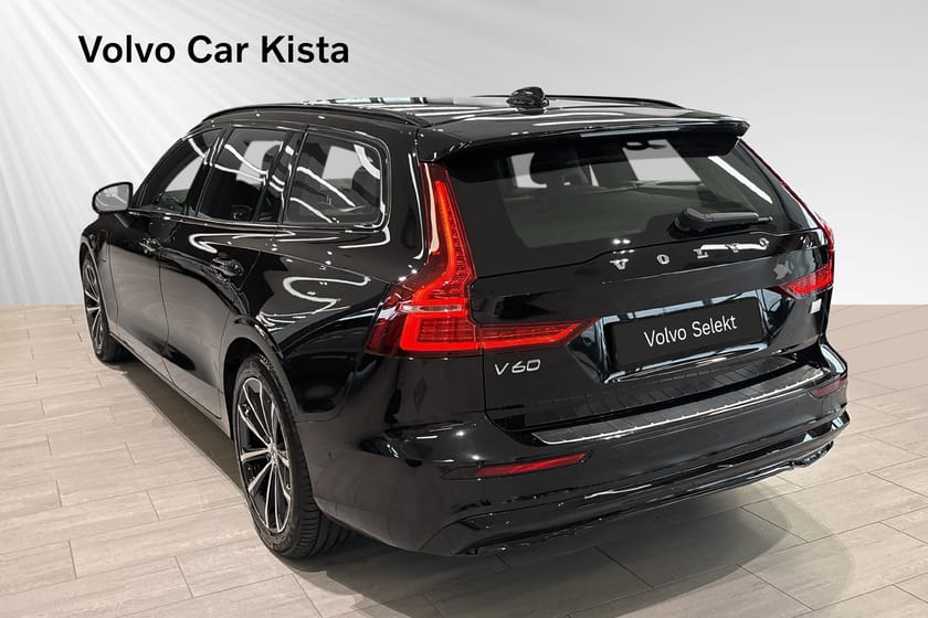 Bild 4 av Volvo V60 Recharge T6 II Plus Dark Läder Drag 360Kam