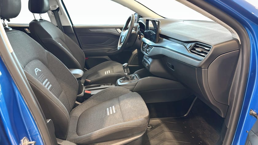 Bild 3 av Ford Focus Active 5D Edition 1.0 125HK Hybrid E85