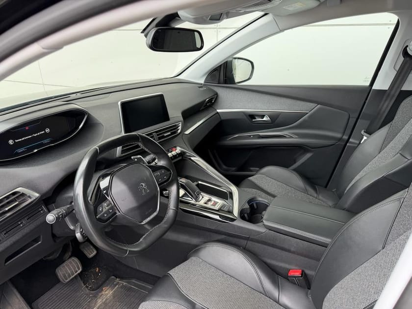 Bild 4 av Peugeot 3008 1.2 Allure PureTech 130 Eat Aut Backkamera Drag