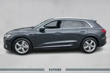 Thumnail bilde 1 av Audi e-tron 50 quattro