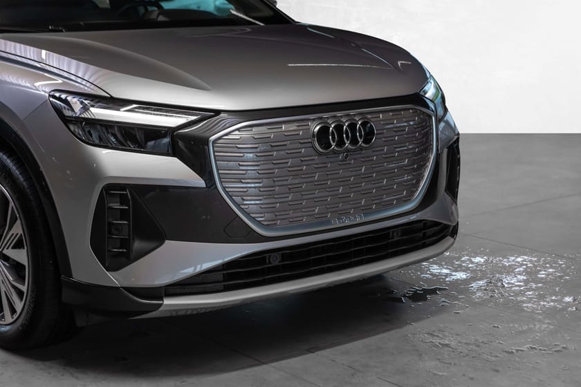 Bilde 2 av Audi Q4 55 e-tron quattro H.feste El.seter Navi DAB