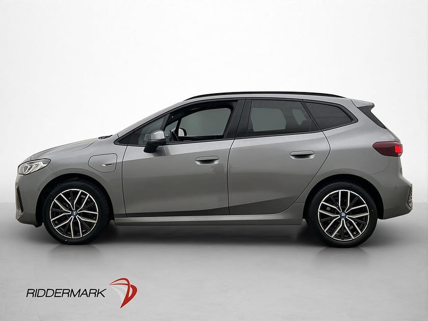 Bild 4 av BMW 225e xDrive Active Tourer 245hk M-Sport Pano MOMS