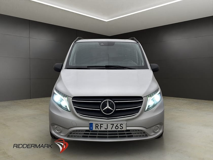 Bild 5 av Mercedes-Benz Vito 116 CDI 4x4 3.2t X-Lång Värm Drag B-Kamera Moms