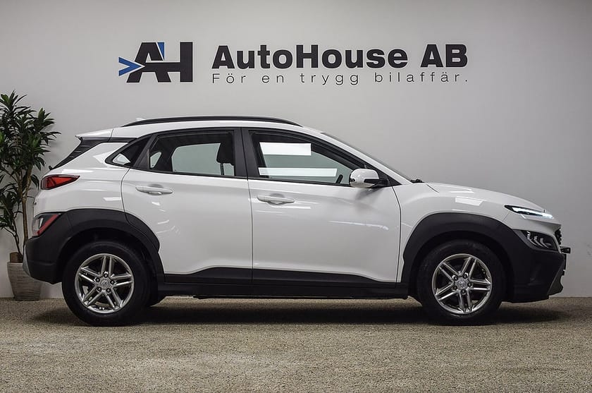 Bild 3 av Hyundai Kona 1.0 T-GDI Essential Backkamera CarPlay Nyservad
