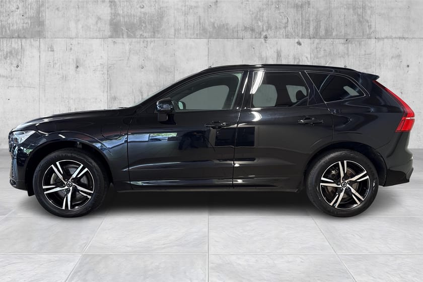Bilde 2 av Volvo XC60 Recharge T6II R-Des/Hengerfeste/Pano/Kamera/H&K/76 km