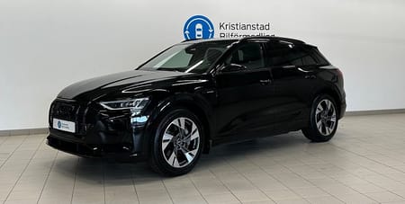 Audi e-tron 55 quattro Navigation Svart Optikpaket Cockpit