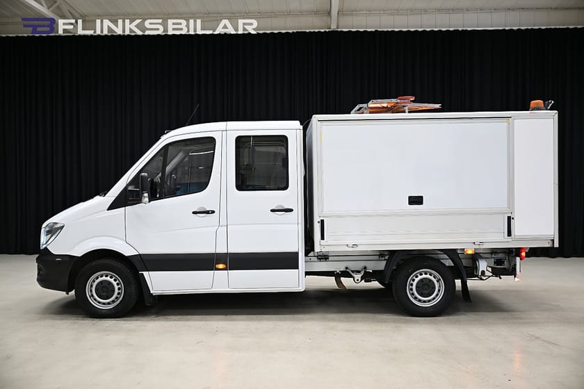 Bild 2 av Mercedes-Benz Sprinter 316 BlueTEC Chassi Crew cab 7G 163HK Automat|Dubbelhytt|Kåpa|3.5ton-drag|Moms
