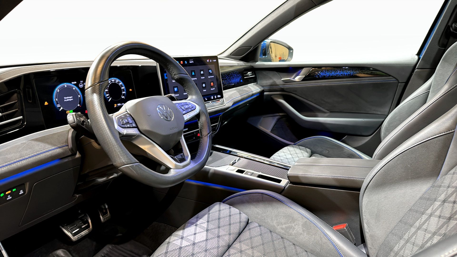 Volkswagen Passat 2025, bild 7/10