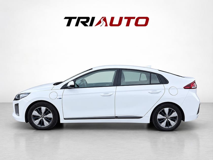 Bild 3 av Hyundai Ioniq Plug-in 1.6 Dragkrok Kamera Navi Adap-Fart Sensorer
