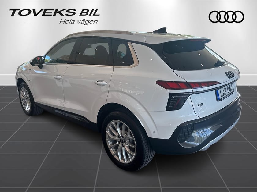 Bild 4 av Audi Q3 e-hybrid SUV 272HK Dragkrok/tonade