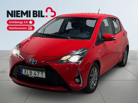 Toyota Yaris Hybrid e-CVT Active Kamera Mvärm LÅG skatt S/V-hjul