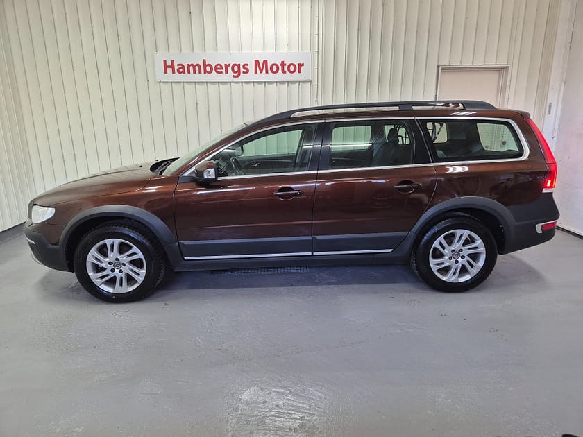 Bild 2 av Volvo XC70 D4 AWD Geartronic Classic Momentum Euro 6 181hk
