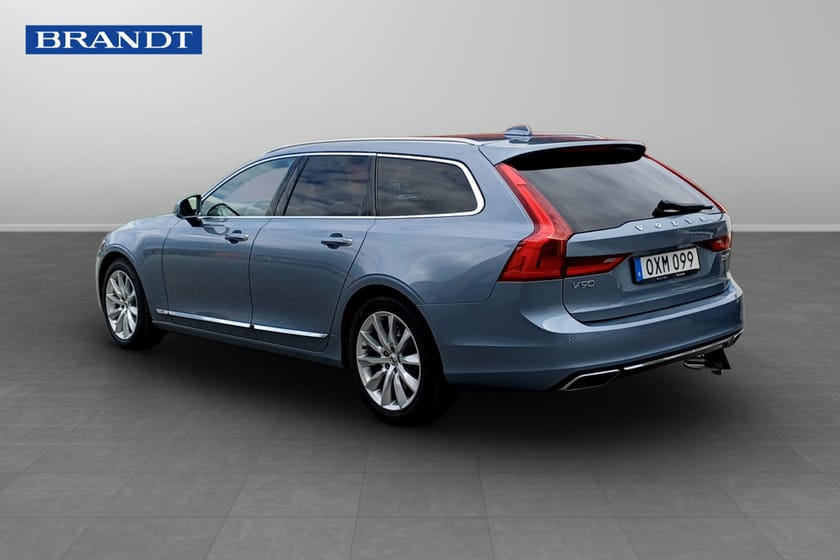 Bild 2 av Volvo V90 D5 AWD Inscription, Drag, Panoramaglastak, 360 kamera, HUD, Navigation