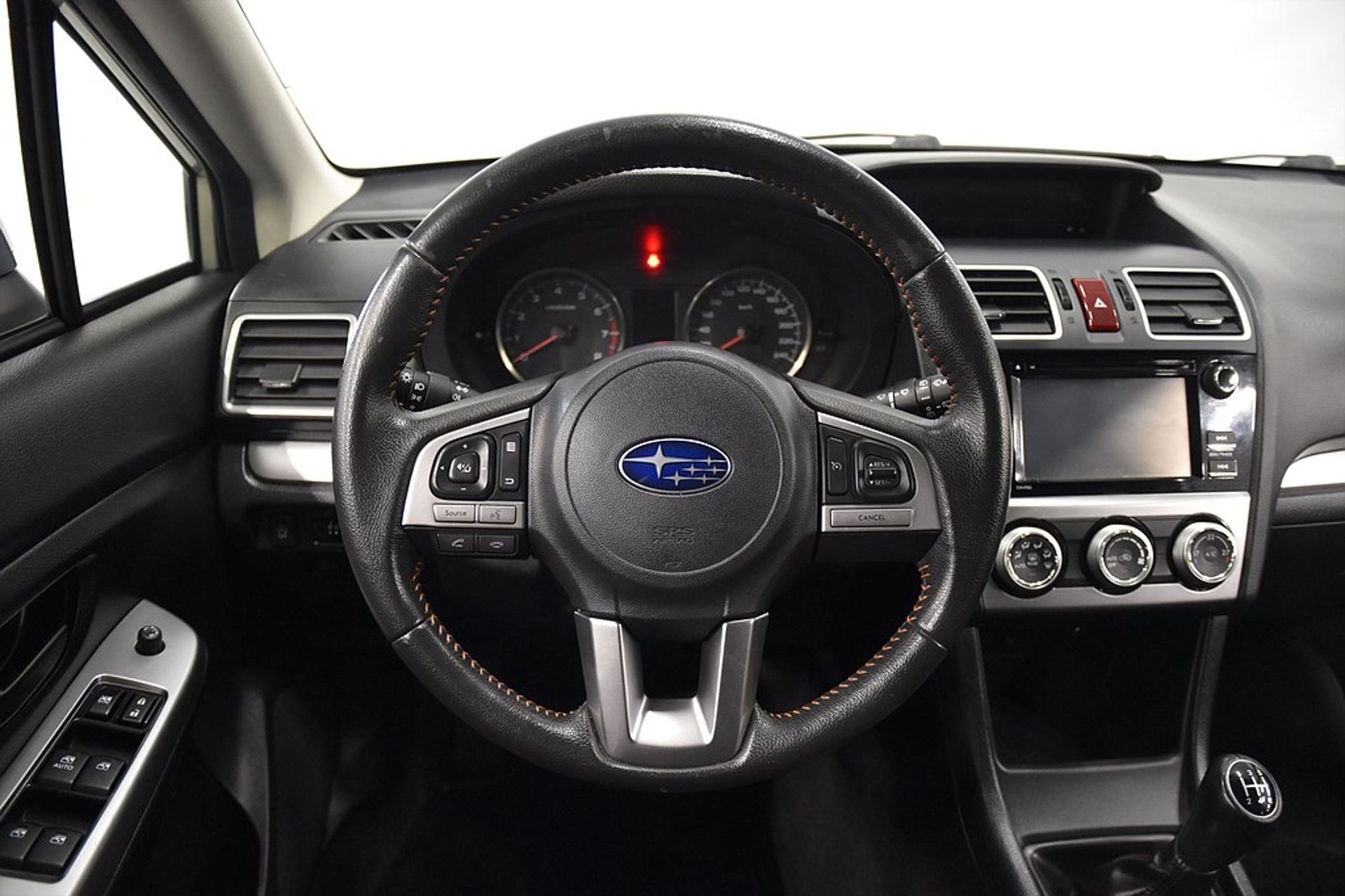 Subaru XV 1.6 4WD 2016, bild 2/10
