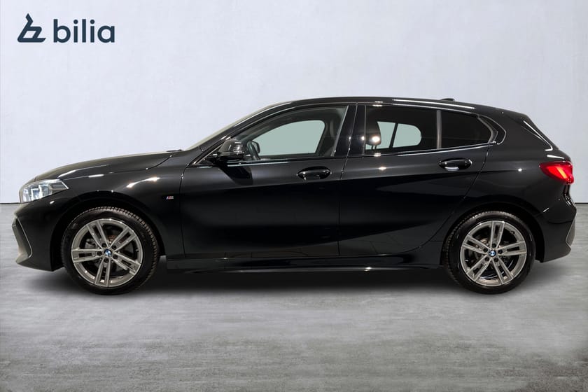 Bild 2 av BMW 118i Aut M Sport/ HiFi/ Rattvärme/ Elbaklucka