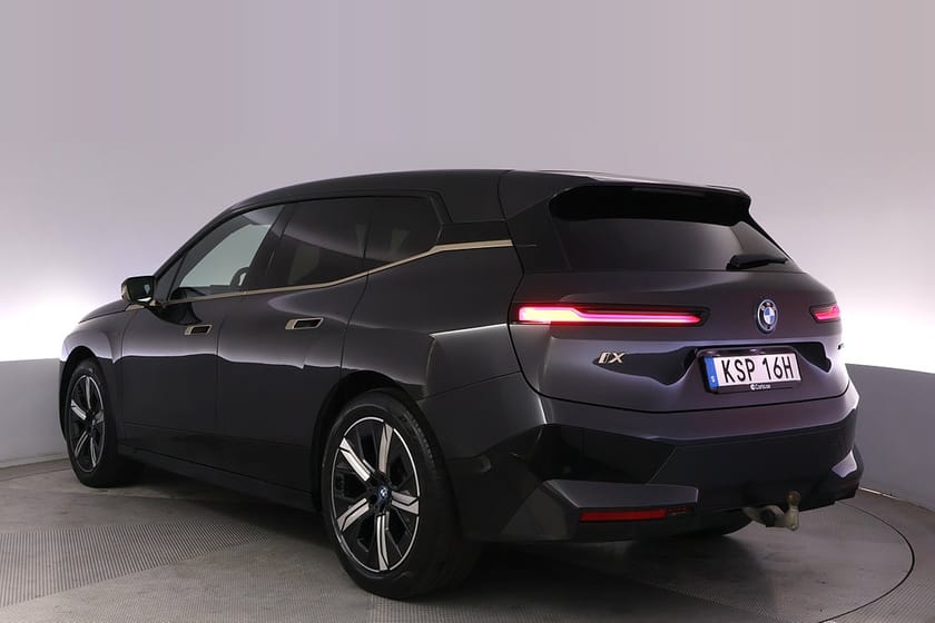 Bild 4 av BMW iX xDrive50 Sport Laser Drag H/K Pano BSM 360 HUD Elstol