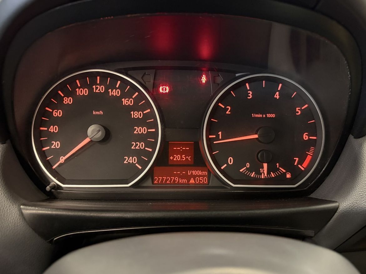 BMW BMW 120i — bild 14