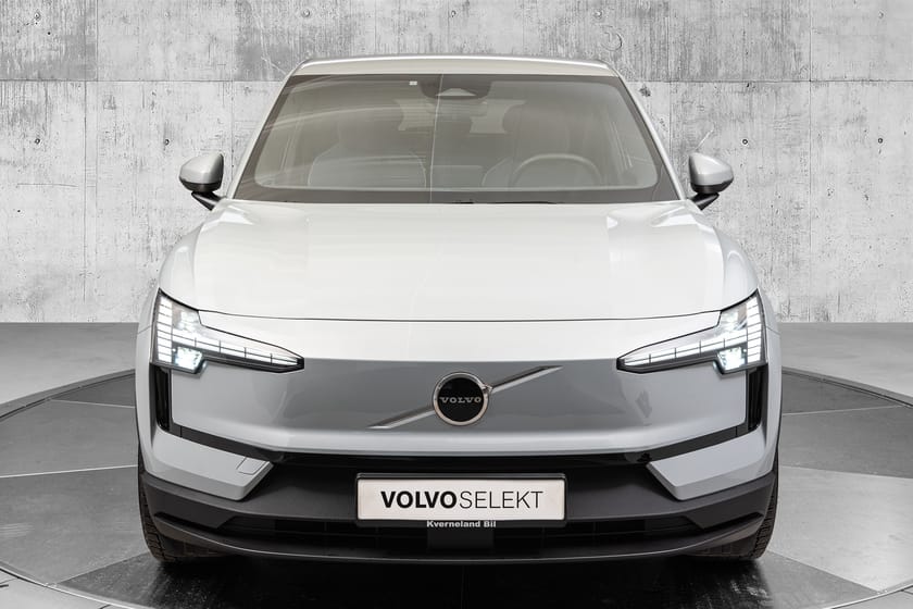 Bilde 4 av Volvo EX30 Single Motor Core Ryggekamera/Google/Cruise