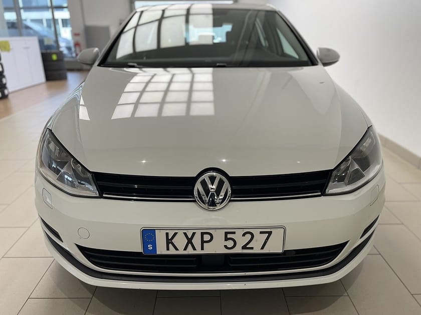 Bild 2 av Volkswagen Golf LIM 1,2 TSI 110 MASTERS Värmare Backkamera