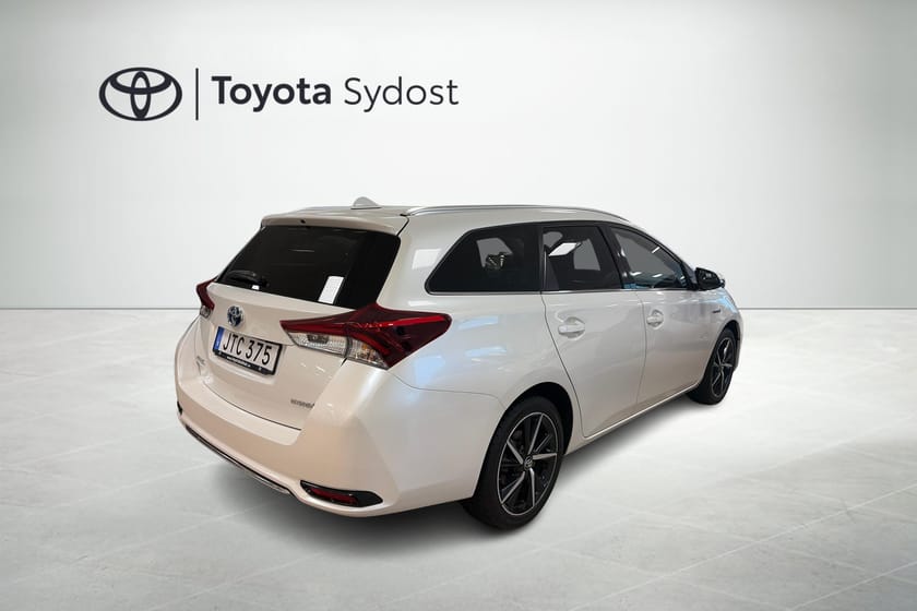 Bild 3 av Toyota Auris Touring Sports Hybrid 1.8 HSD Touch & Go Edition Backkamera