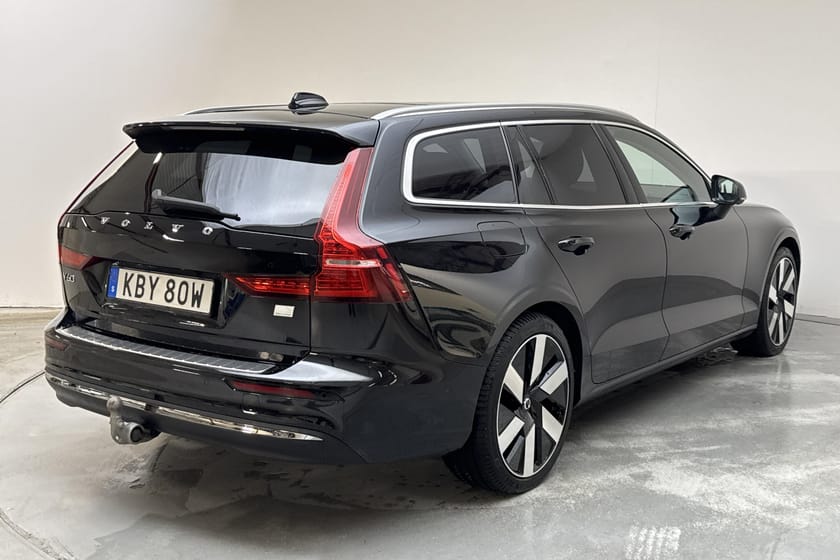 Bild 3 av Volvo V60 T6 AWD Recharge (350hk) Ultimate Bright