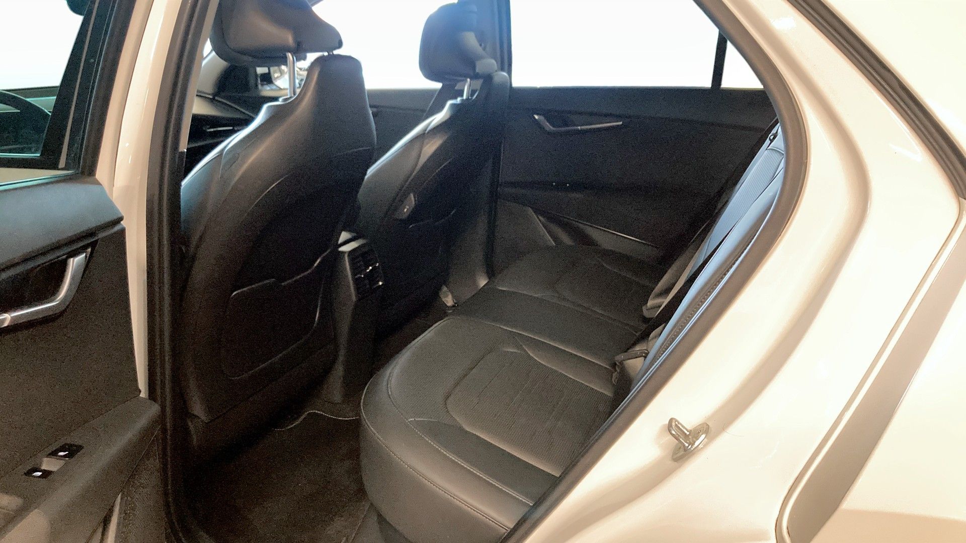 Kia Niro ADVANCE 204hk 64kWh GPS Värmare 2024, bild 6/10