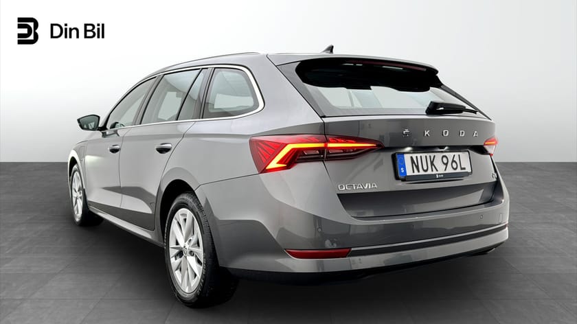 Bild 3 av Škoda Octavia Kombi iV Style 204hk DSG /Värmare/Drag/DCC