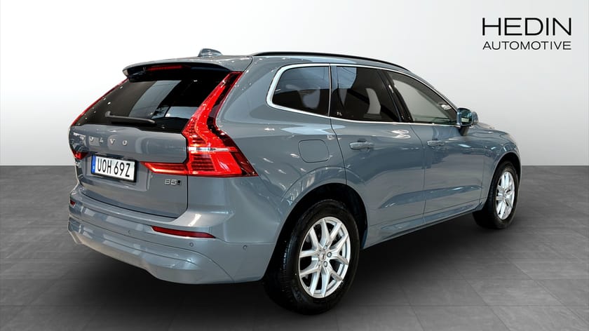 Bild 4 av Volvo XC60 B5 AWD | Core | 360-kam | Pilot | Drag