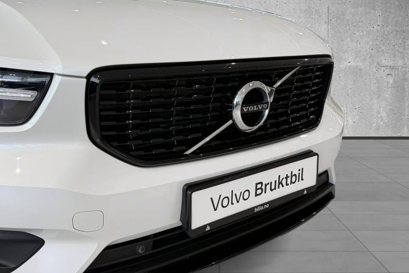 Bilde 3 av Volvo XC40 T5 262Hk FWD R-Design, H.Feste, App med timer, Kamera