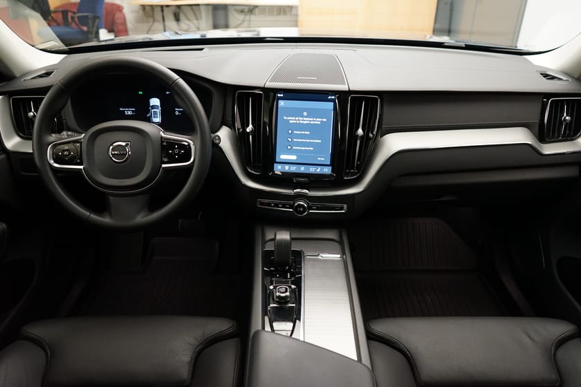 Bild 5 av Volvo XC60 Recharge T8 Ultimate Dark, HarmanKardon PremiumSound, Dragkrok, Taklucka