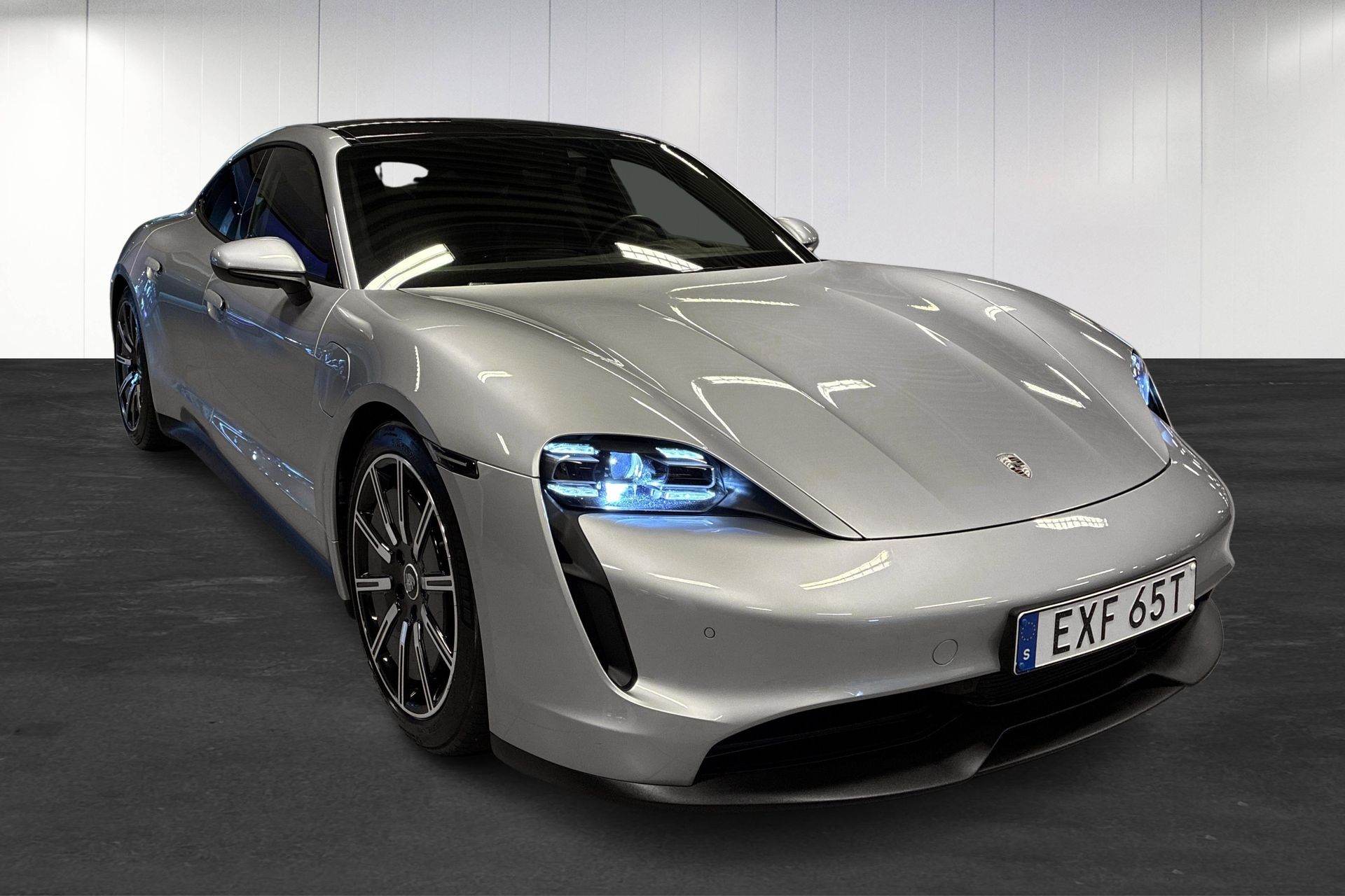 Porsche Taycan 2020, bild 2/10