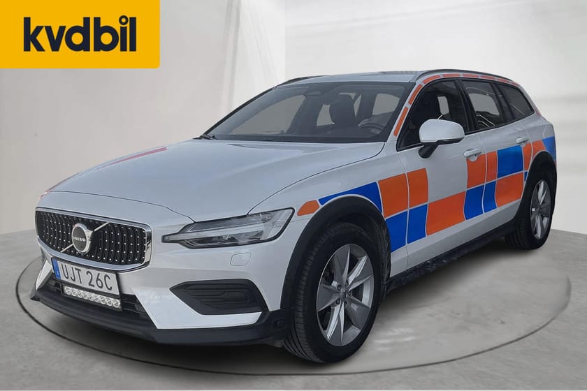 Bild 1 av Volvo V60 Cross Country B4 AWD Diesel (197hk) Core Drag