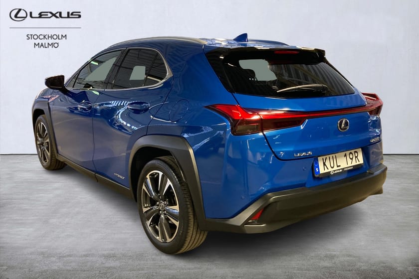 Bild 3 av Lexus UX 250h E-Four Luxury AWD MARK LEVINSON 360Kamera HUD