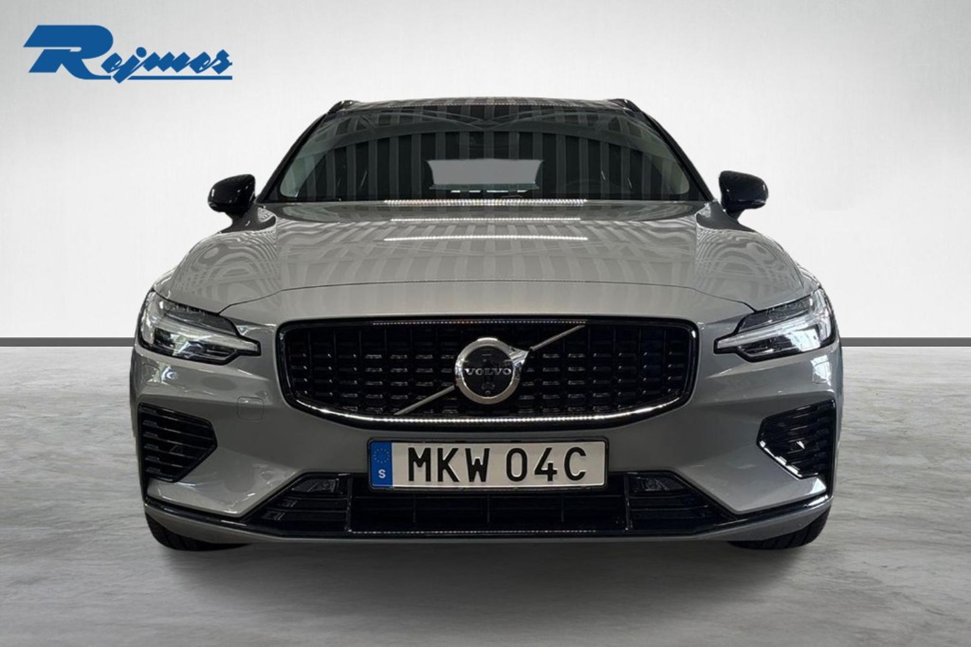 Volvo V60 T6 Plus Dark Nordic Edition 2025, bild 3/10